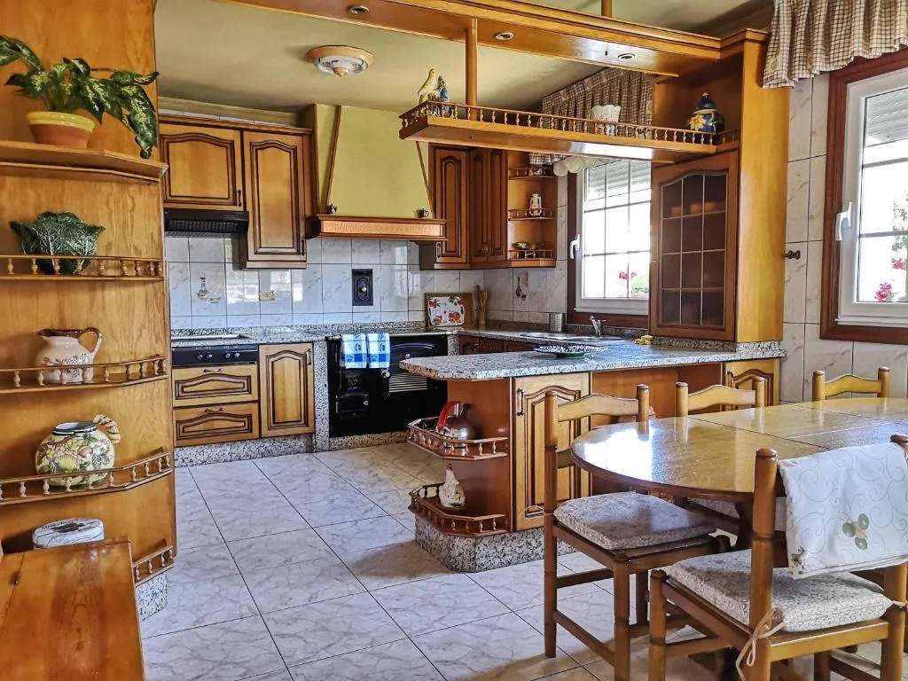 Cocina completamente equipada